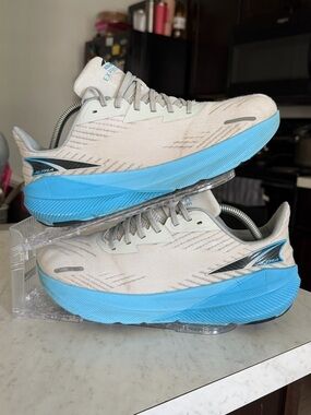 Altra FWD Experience Running Shoes Men’s 10 Gray Blue Lightweight Road Trainer